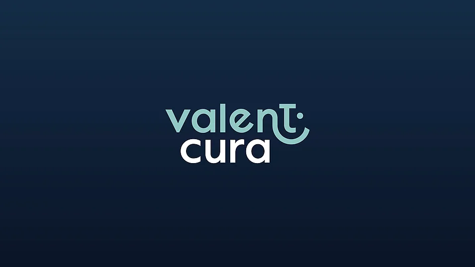Valent Cura Logo als moderner Schriftzug auf dunkelblauem Hintergrund