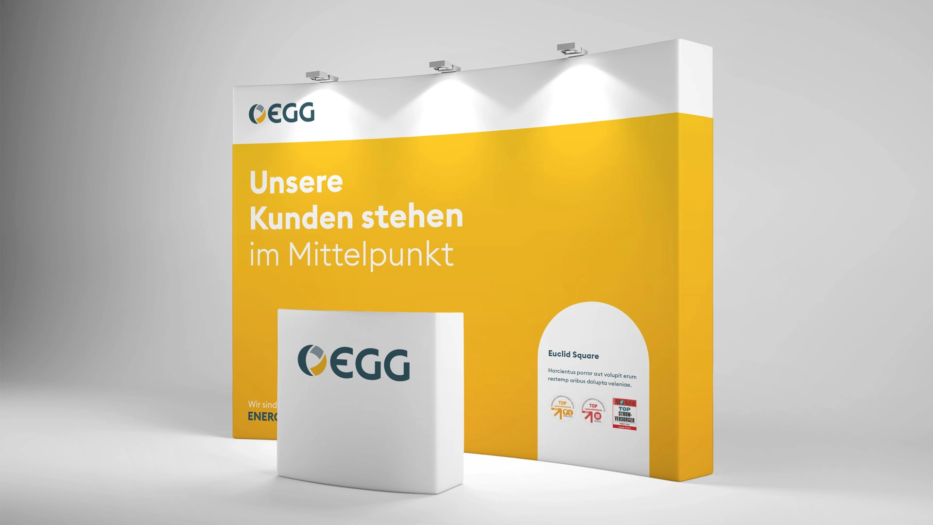 Messestand der Energieversorgung Gera mit gelbem Design und EGG-Logo.