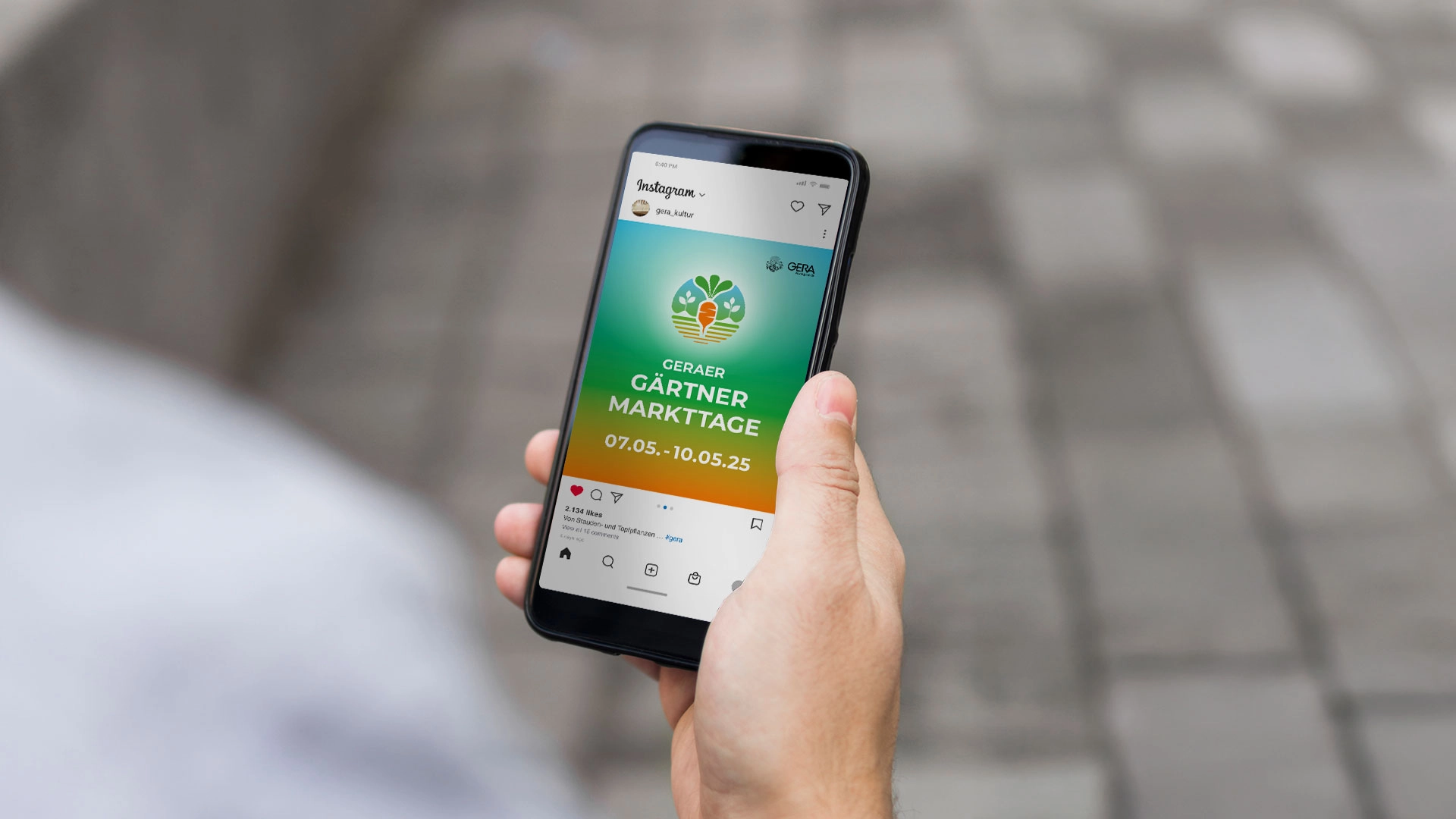 Digitale Vorschau der Geraer Gärtnermarkttage auf einem Smartphone – moderne Social-Media-Gestaltung mit frischem Farbkonzept.
